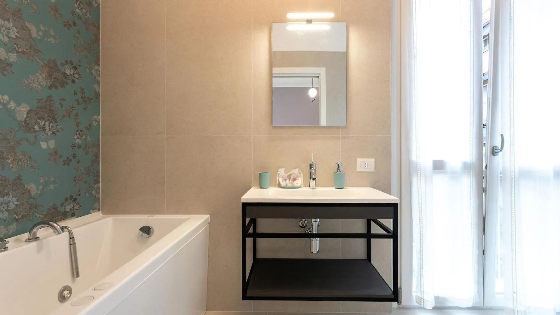 Assab By Halldis Milan Apartment
