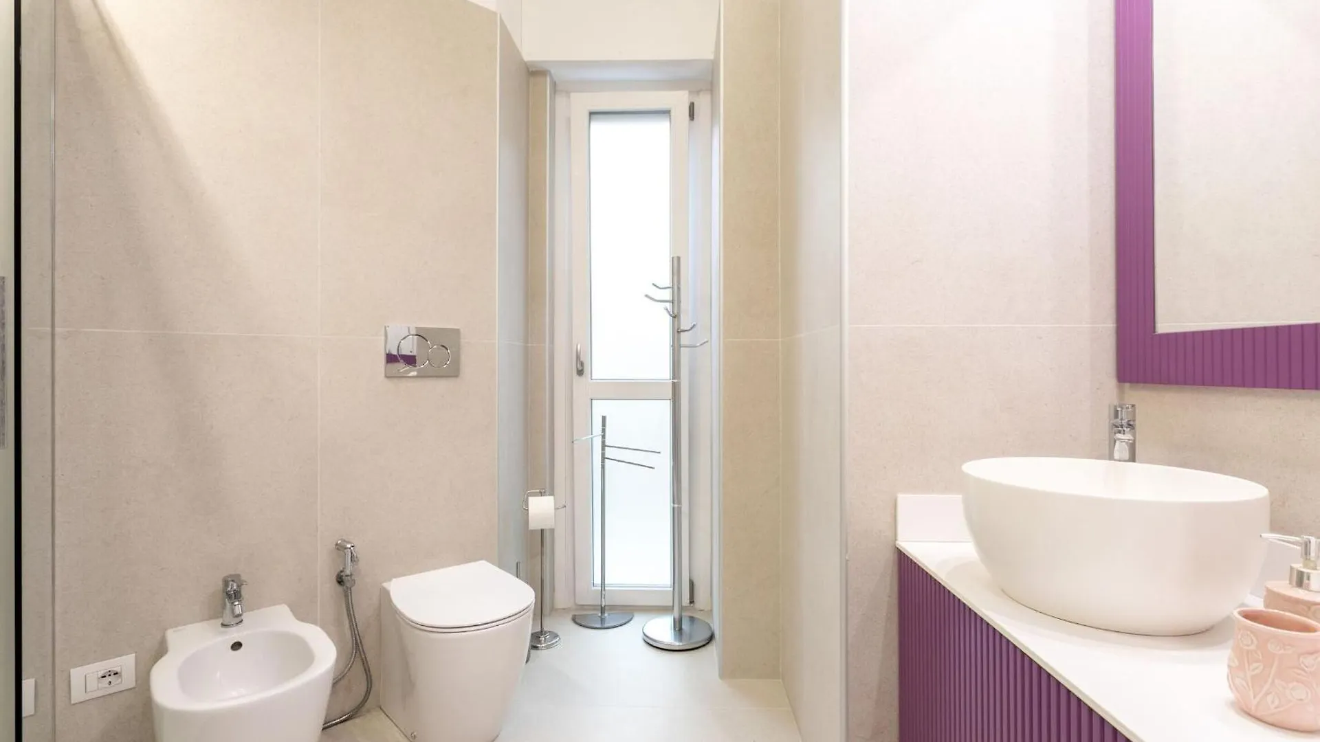 Apartment Assab By Halldis Milan