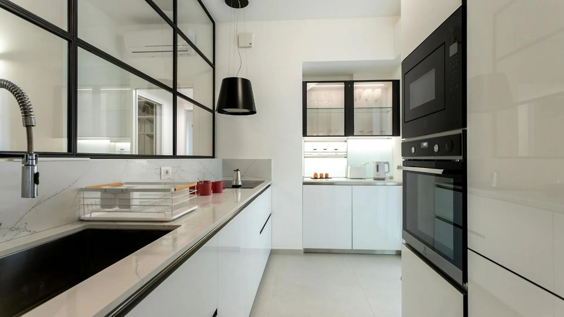 Apartment Assab By Halldis Milan